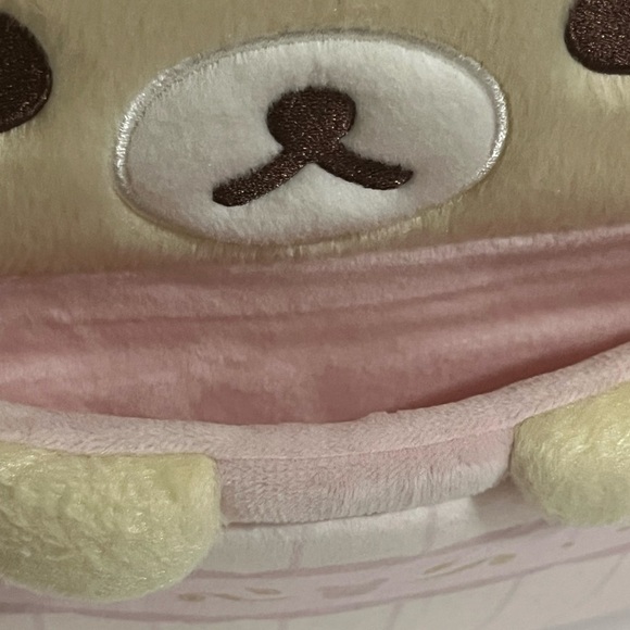 Korilakkuma Chairoikoguma Plush Wall Hanging with Pocket - Picture 3 of 9
